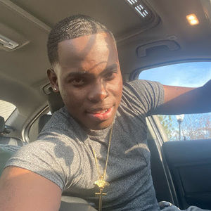 Meet your Posher, Kenneth